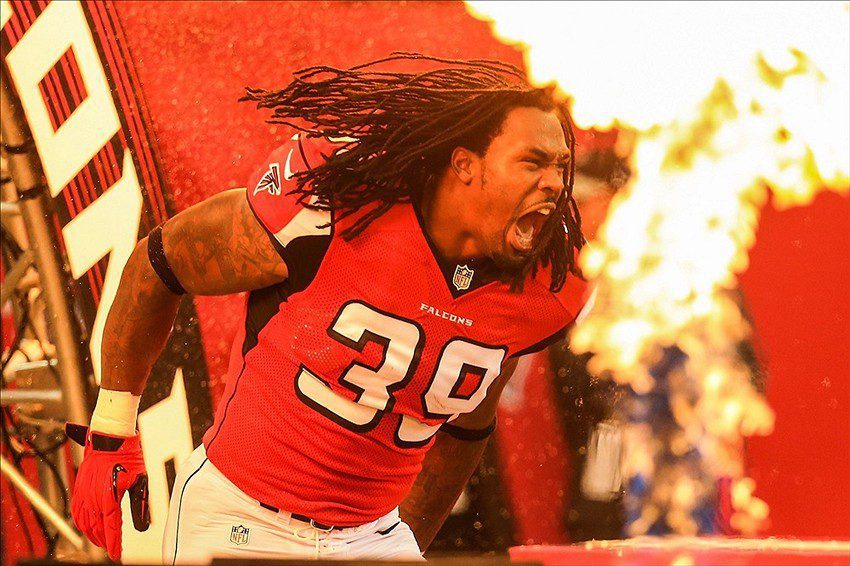 Patriots worked out veteran running back Steven Jackson today
