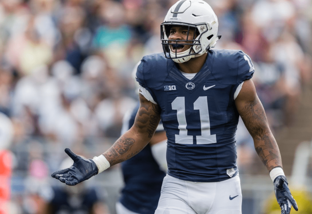 Penn State LB Micah Parsons runs a 4.39 forty yard dash at his Pro Day 