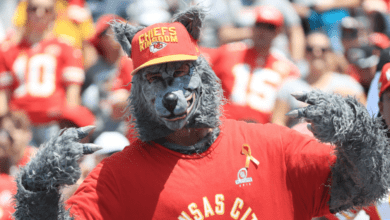 Chiefs super fan Chiefsaholic cuts off his ankle bracelet and is now on the run from the law