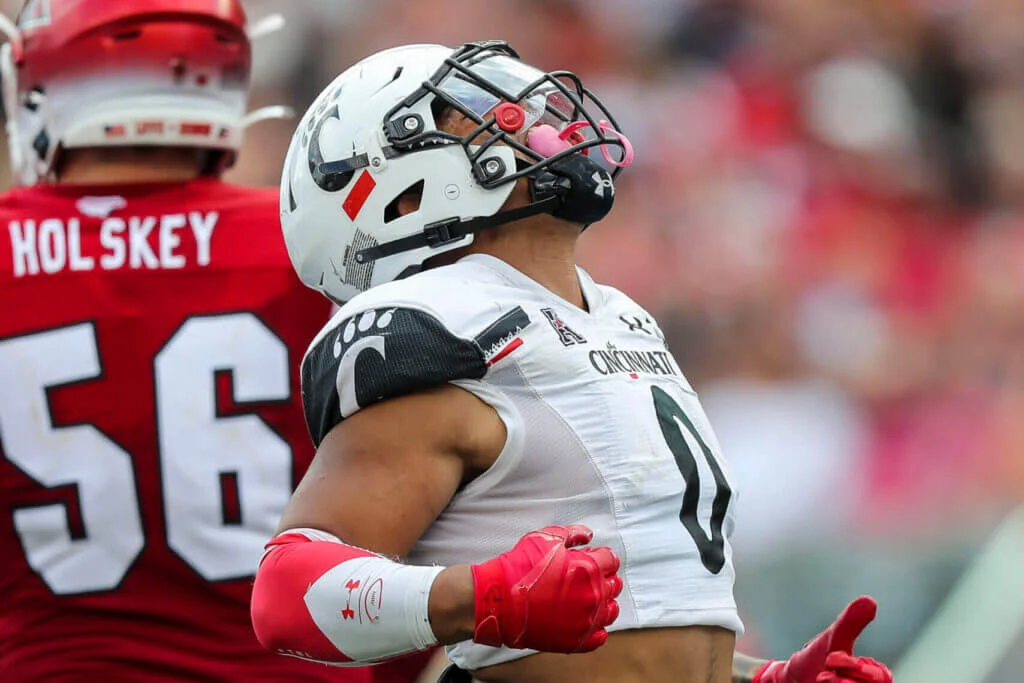 Vikings NFL Draft scouting report: Cincinnati LB Ivan Pace Jr.