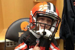 Browns sign 9 year old who stole the show