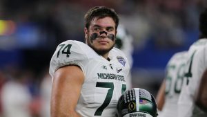 Jack Conklin was signed by the Titans