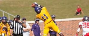 Wykeyhe Walker is a playmaker for Mary Hardin Baylor 