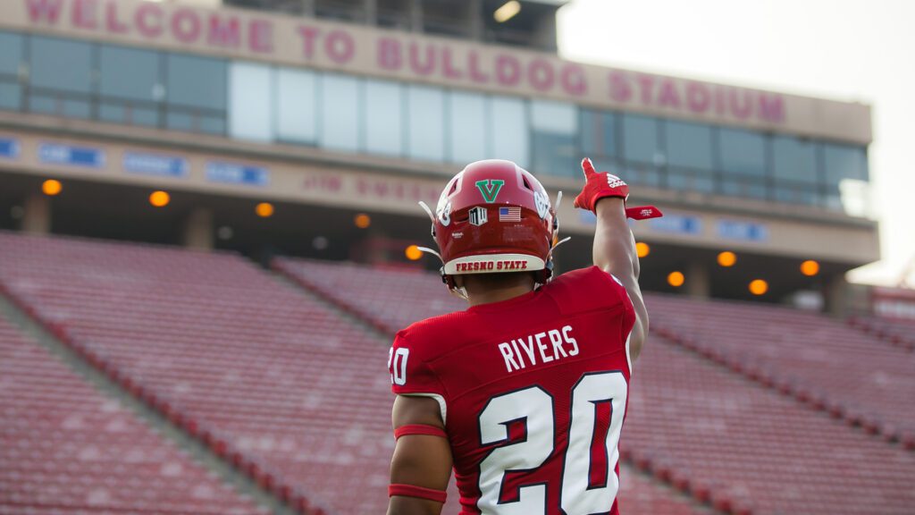 Fresno State running back Ronnie Rivers has the ability to be a top running back in the 2022 NFL Draft. He will look to have a huge season this year.