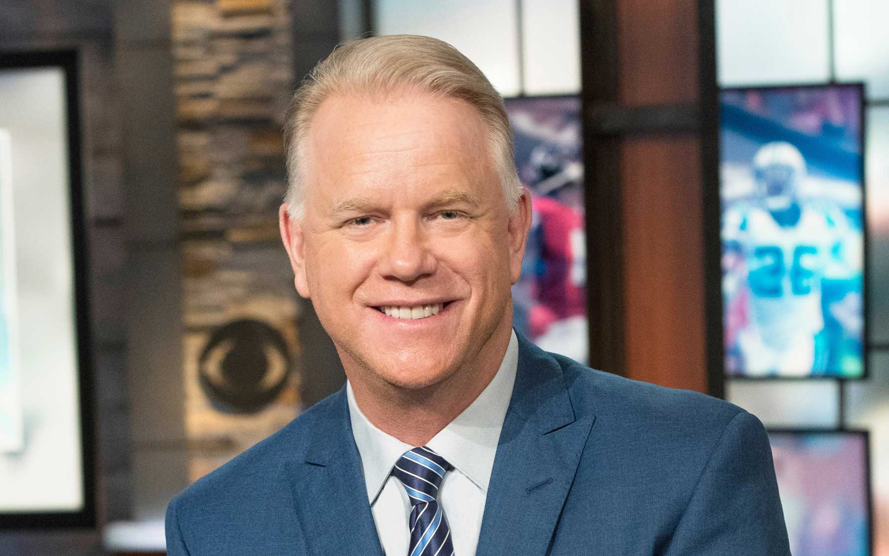 Boomer Esiason could end up helping Brian Flores case. As we all know Boomer is a host on WFAN, in New York and during a sports show