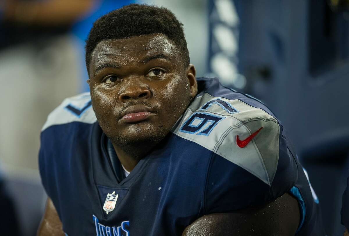 Former Tennessee Titans defensive tackle Du'Vonta Lampkin was found shot to death in Dallas on Thursday Night.