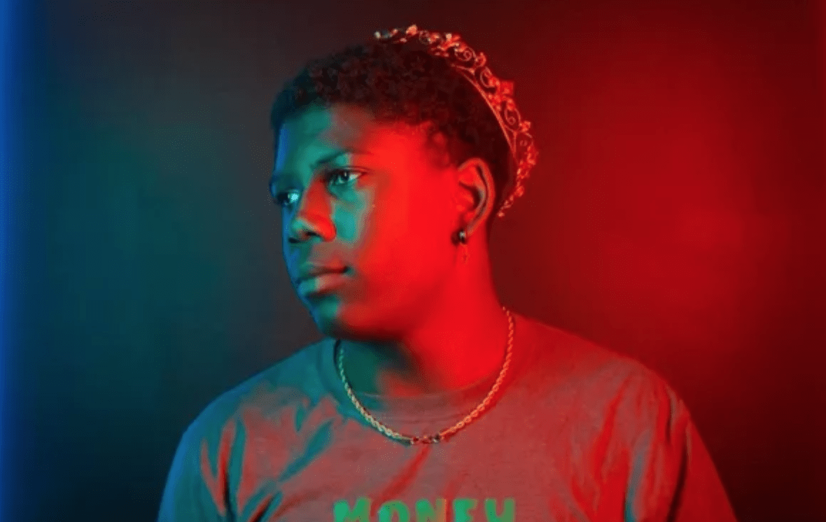 Bessmer City High School lost a very good football player earlier this month. Now, the Gaston County community is mourning the death of the 17-year-old high school standout football player.