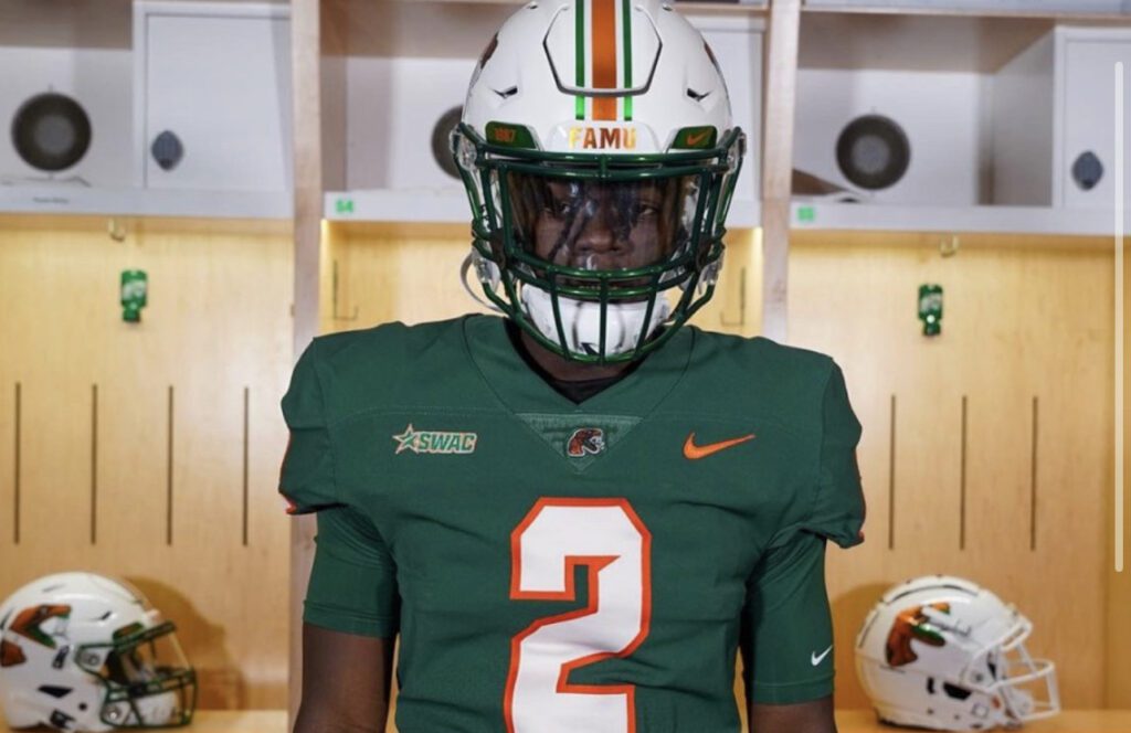 2. Kareem Burke: 6'0 170:The highly talented wideout from an ? hot recruiting bed spot, Jacksonville, Florida is a quick hip and quick hand prospect. 