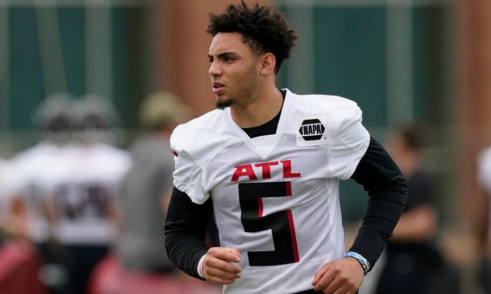 Rookie Falcons WR Drake London will not return tonight vs the Lions after suffering a knee injury