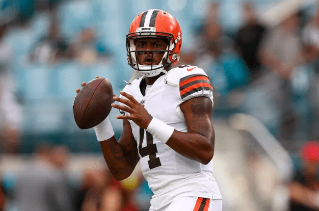 Deshaun Watson wins in his first game back but failed to score one offensive touchdown