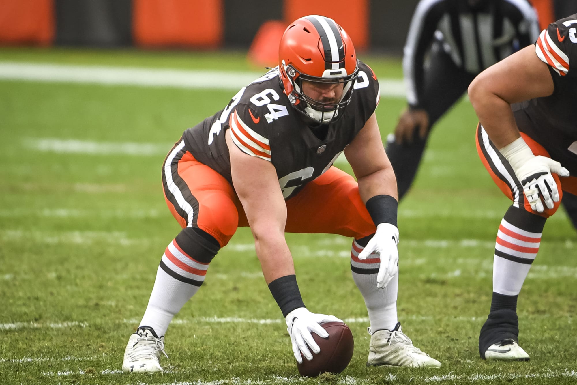There’s no good reason for the Cleveland Browns to not sign J.C. Tretter