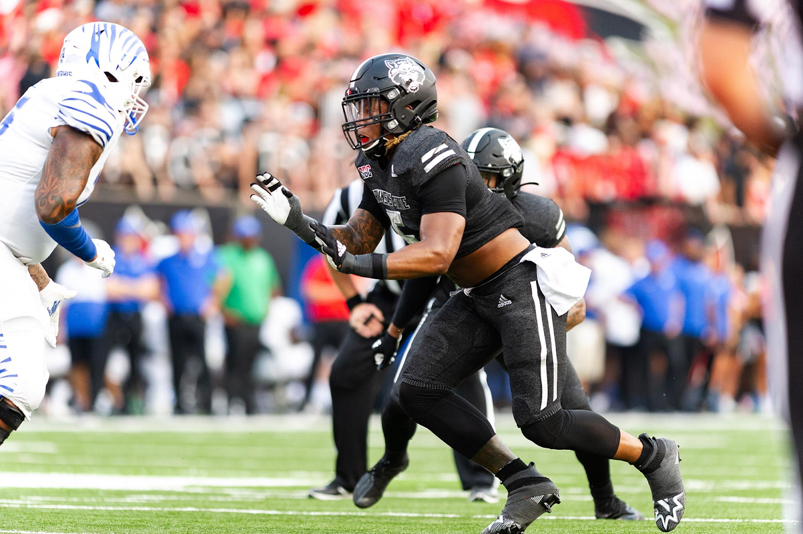Kivon Bennett is a disruptive, high-motor defensive end in Arkansas State's defense. He's one of the most athletic edge rushers in this year's NFL Draft class. Hula Bowl scout, Bryan Ault breaks down Bennett in this article.