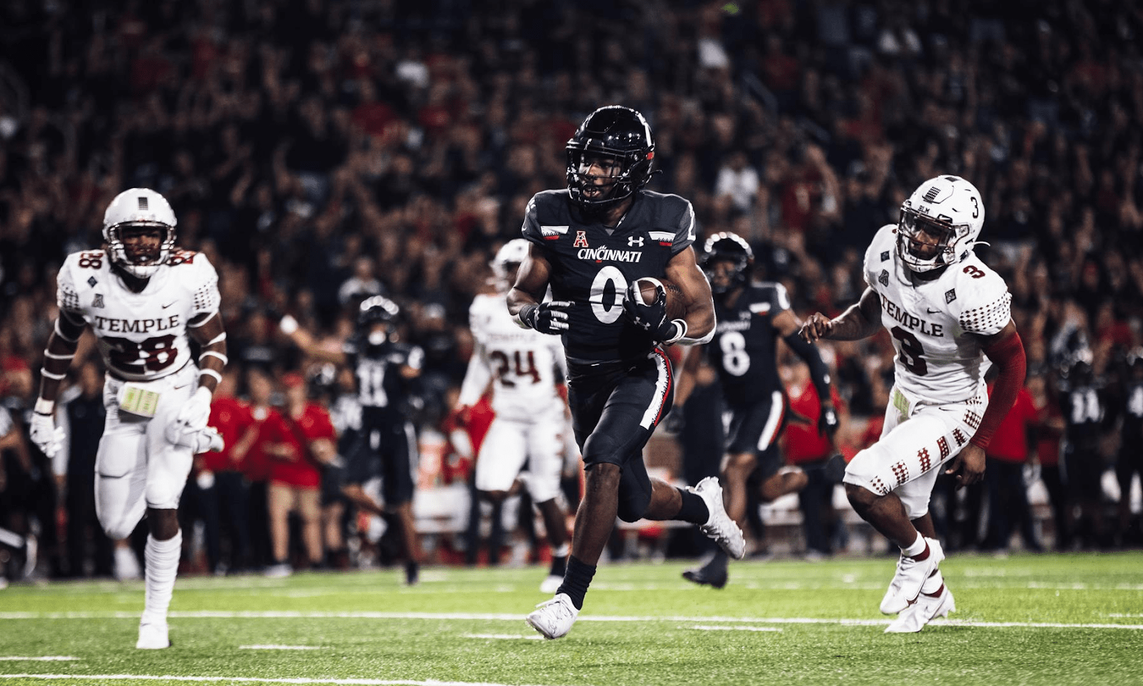 Charles McClelland possesses good overall ability in the Cincinnati Bearcat offense being a quality runner and great receiver. Hula Bowl scout Joel Titus breaks down the strengths and weaknesses of McClelland as an NFL Prospect in this article.