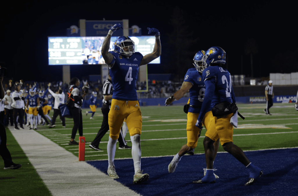 Elijah Cooks is a big target in the passing game with great hands. He transferred to San Jose State from Nevada this season where he plans to improve his NFL Draft stock. Hula Bowl scout Bryan Ault breaks down Cook in this report.