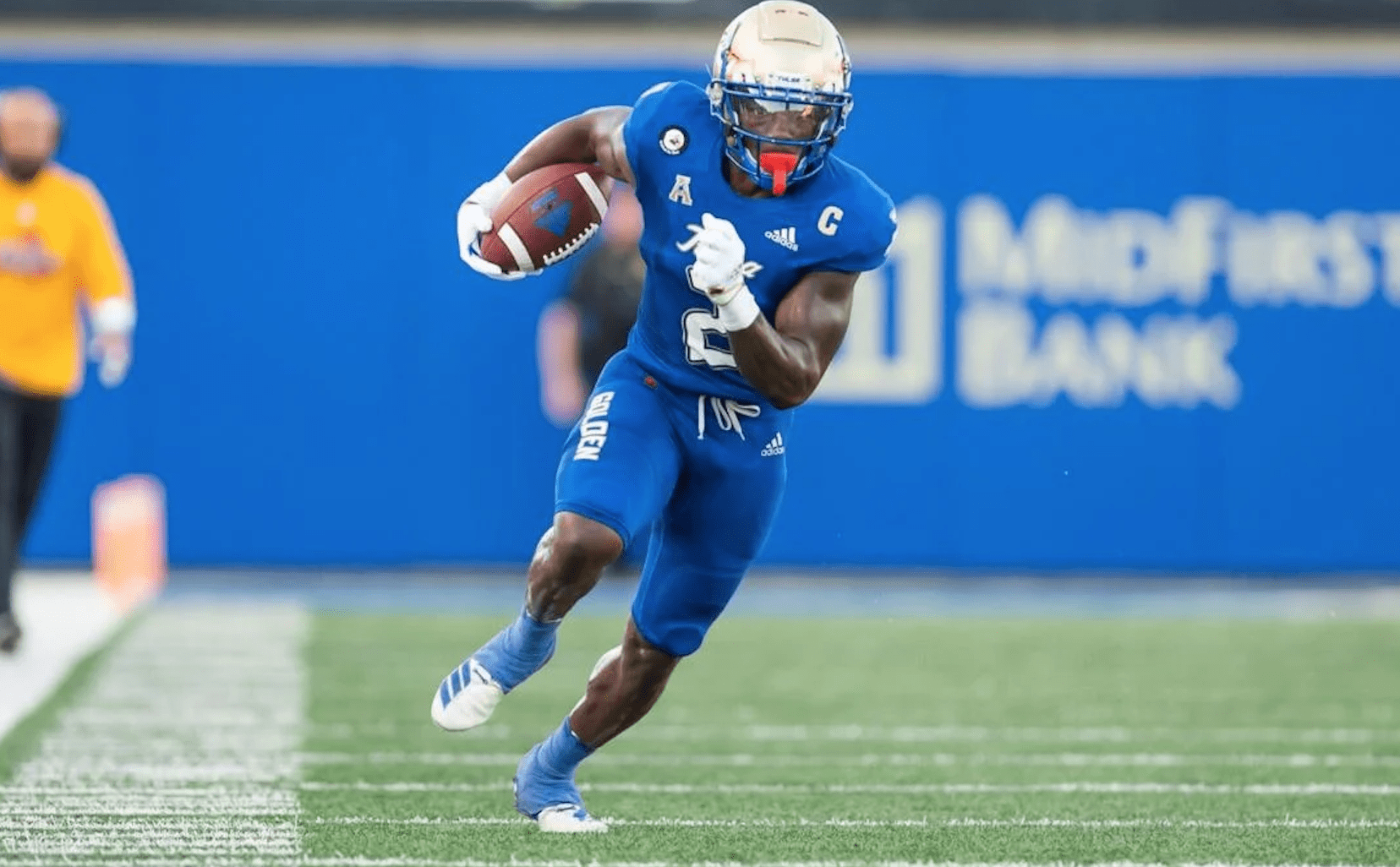 Keylon Stokes is an elusive slot receiver for Tulsa with big play capability. Hula Bowl scout Nik Ehler breaks down Stokes as an NFL Prospect in this report.