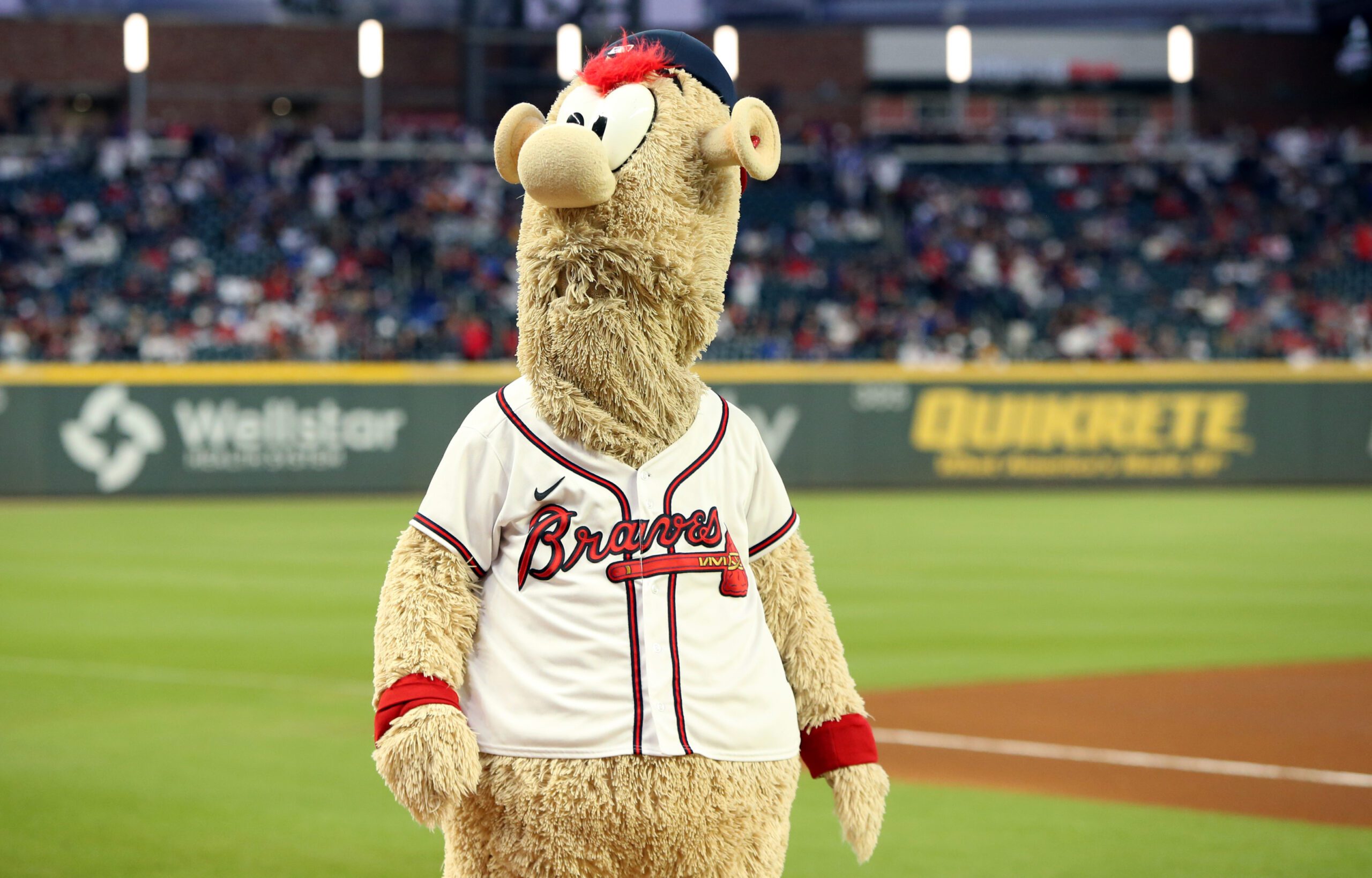 Atlanta Braves mascot annihilates a youth football player with a stiff arm (VIDEO)
