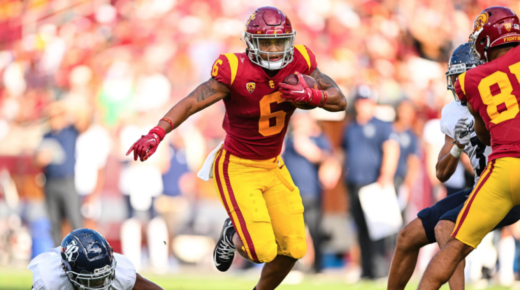 Austin Jones is an explosive RB for USC who shows good vision as a runner and solid hands as a receiver. Hula Bowl scout Mike Bey breaks down Jones as an NFL Prospect in his report.