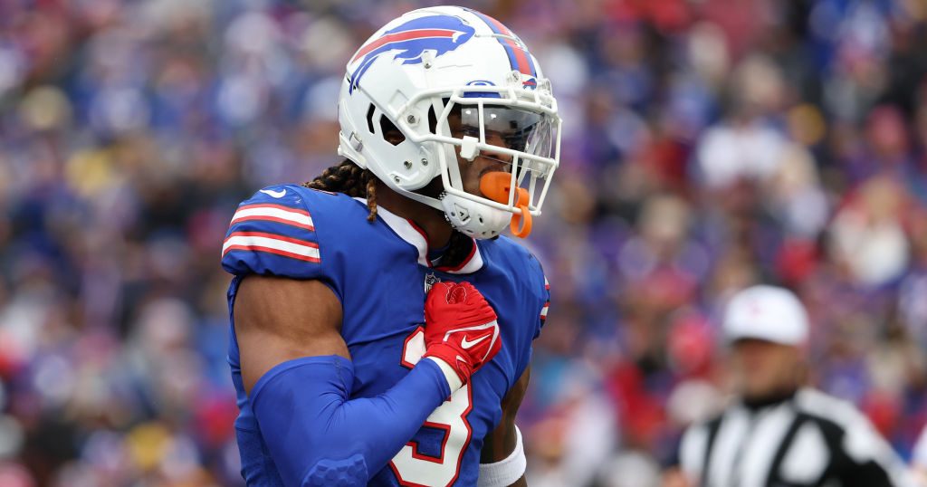 Buffalo Bills safety Damar Hamlin requires CPR on the field multiple times after a scary hit