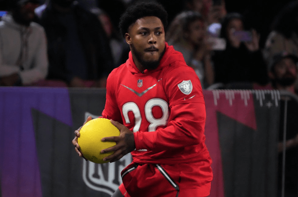 Josh Jacobs says the new Pro Bowl format is stupid | Players should be sent on vacation instead