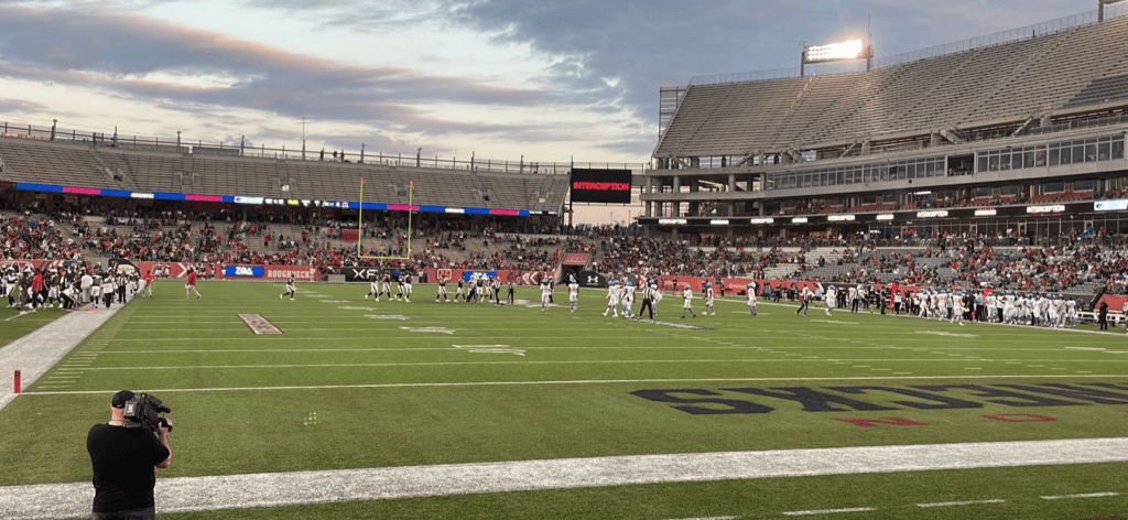 XFL Attendance in Houston is not ideal | XFL Week 2 Numbers fall big time from Week 1 numbers