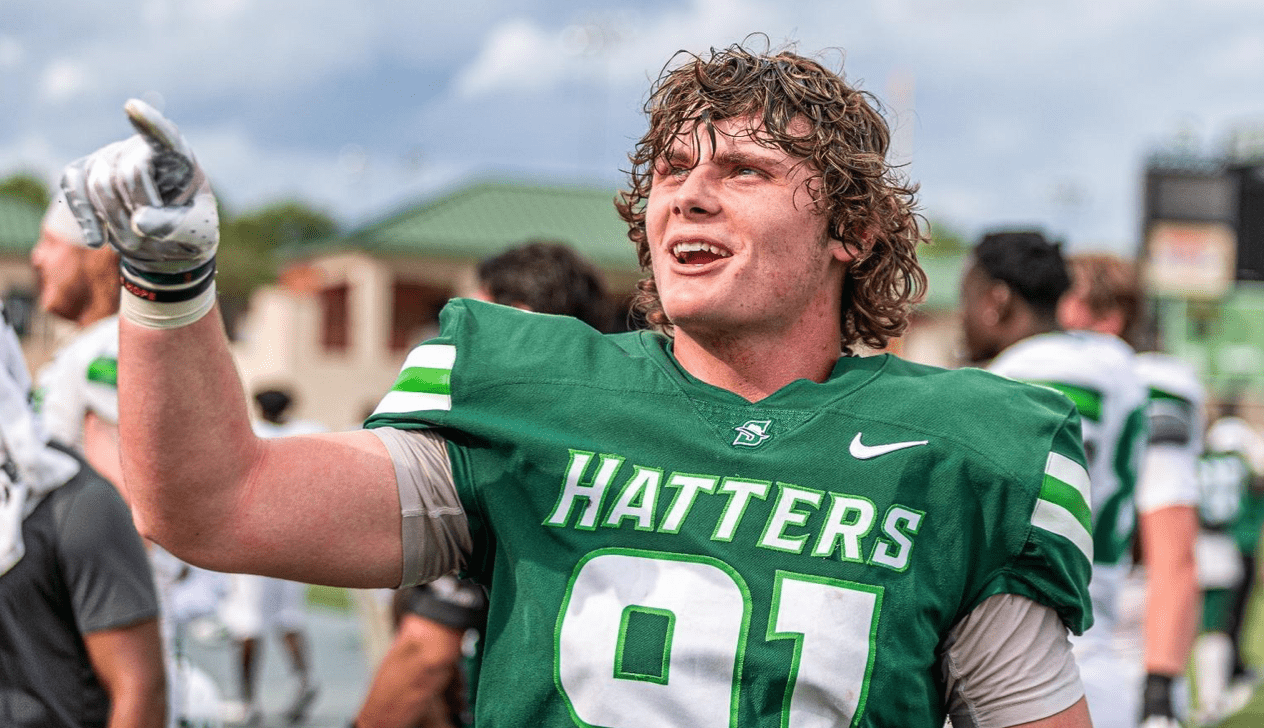 Stetson football player Trent Stewart killed in a head-on collision car accident