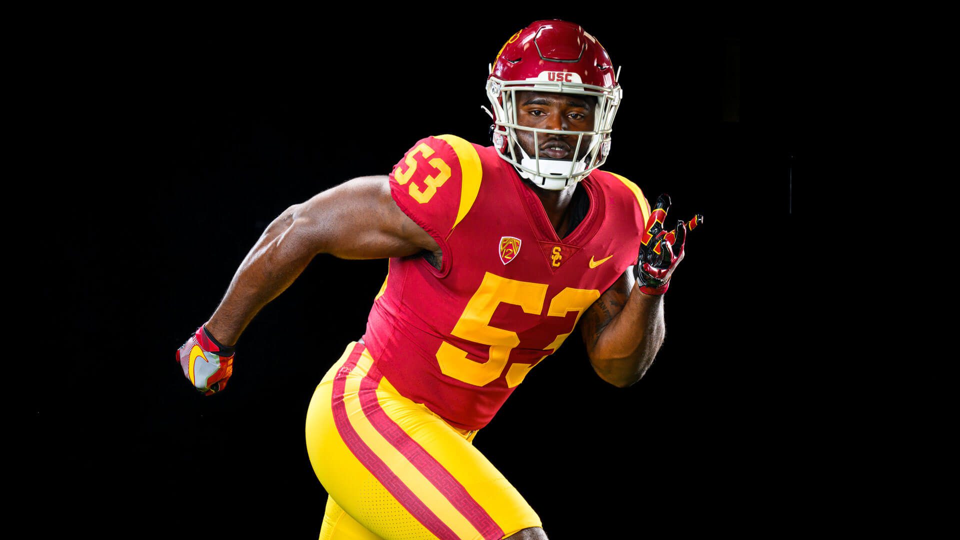 Shane Lee is a leader on the USC defense at LB who possesses good overall play strength and a high motor. Hula Bowl scout Ryan Vidales breaks down Lee as an NFL Prospect in his report.