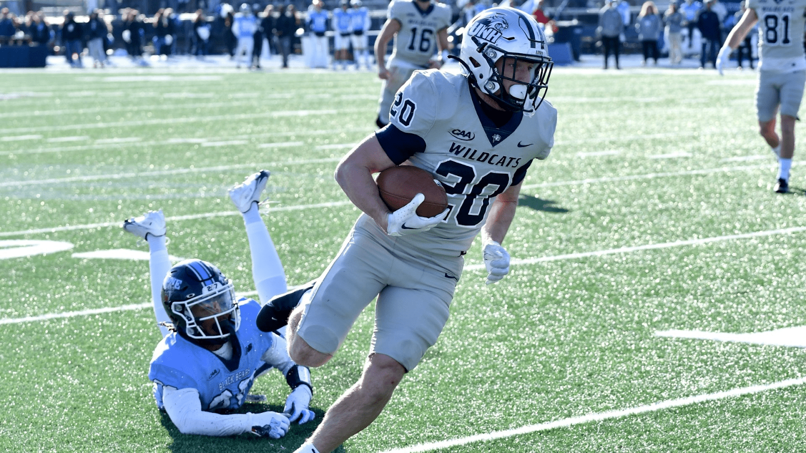 Dylan Laube is a versatile RB out of New Hampshire with good vision and twitch. Hula Bowl scout Ryan Jaffe breaks down Laube as an NFL Prospect in his report.