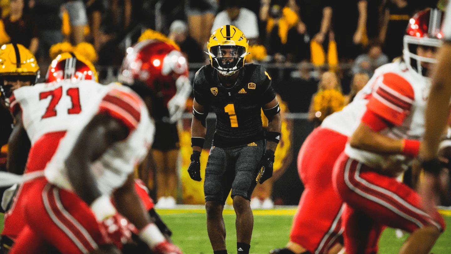 Arizona State DB Jordan Clark exhibits great quickness and fluidity in the secondary. He looks to follow in his father's footsteps to the NFL very soon. Hula Bowl scout Ian McNice breaks down Jordan Clark as an NFL Prospect in his report.