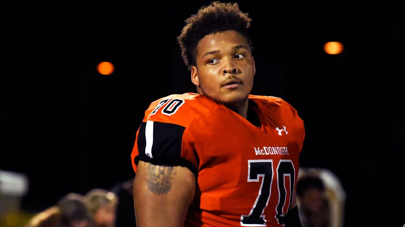 Maryland passes a bill after a football player died from a heat stroke