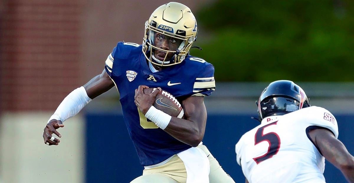 DJ Irons is an intriguing QB prospect at Akron who offers excellent size and a cannon of an arm. Hula Bowl scout Hayden Russell breaks down Irons as an NFL Prospect in his report.