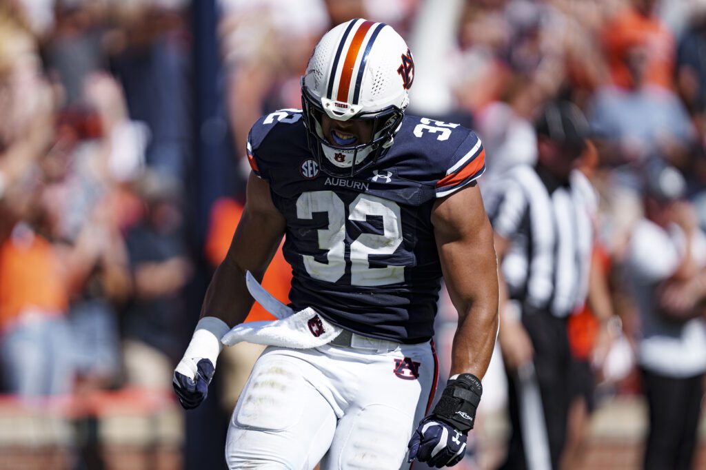 Auburn LB Wesley Steiner is an athletic freak with elite upper body strength. Hula Bowl scout Matthew Swanson breaks down Steiner as an NFL Prospect in his report.