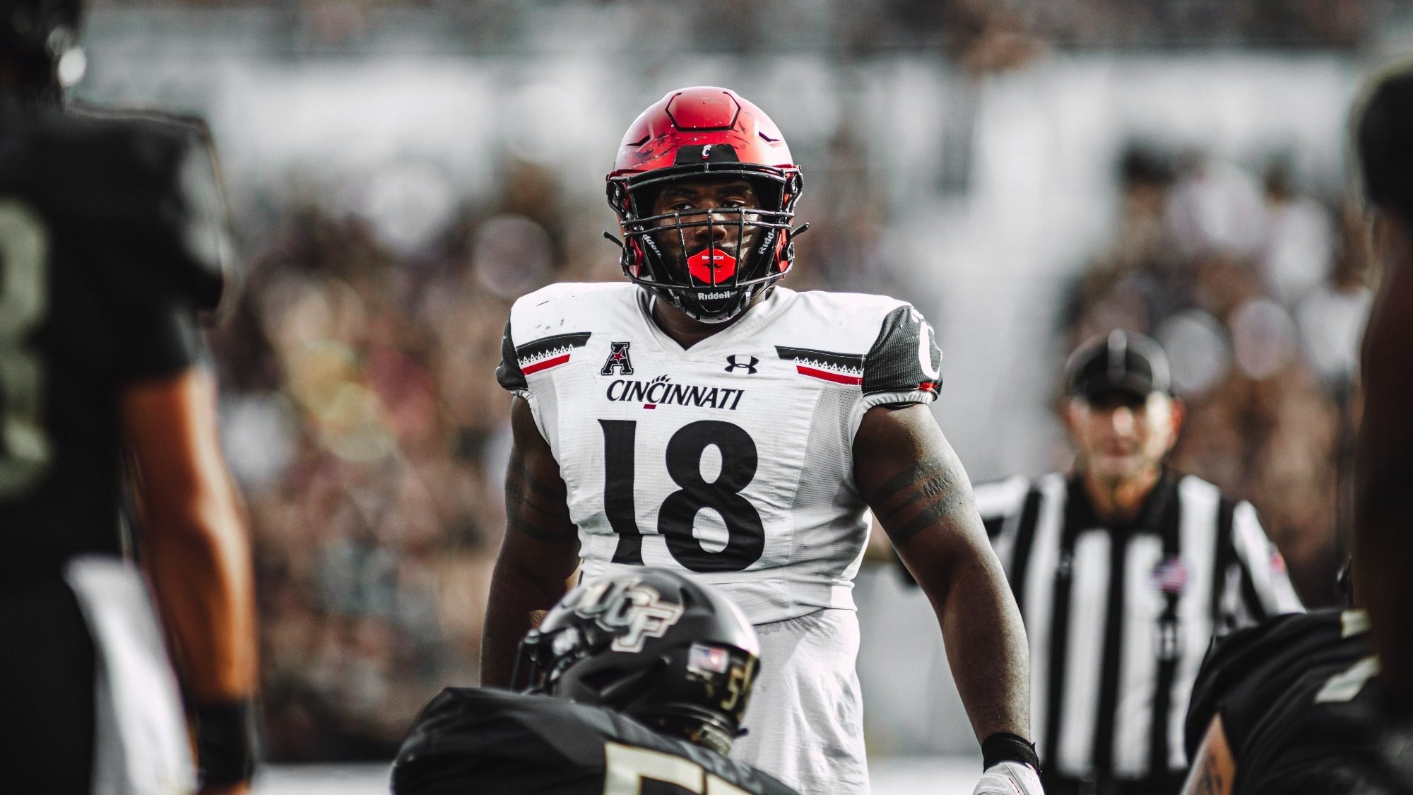 Jowon Briggs is a powerful member of the Cincinnati defensive line. He was recently named to Bruce Feldman's Freaks List. Hula Bowl scout Ian McNice breaks down Briggs as an NFL Prospect in his report.