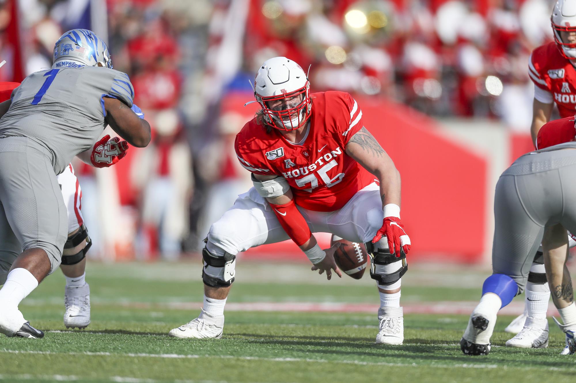 Jack Freeman is a reliable center for the Houston Cougars who showcases great athleticism and mental toughness. He's expected to shine this season as the team makes the move to the Big 12. Hula Bowl scout Scoop Reed breaks down Freeman as an NFL Prospect in his report.