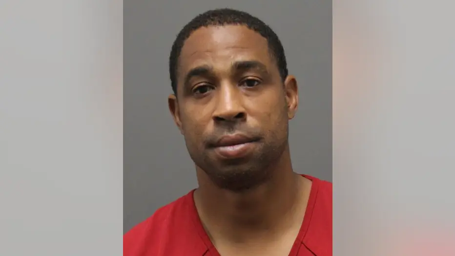 Former NFL football player and Commanders broadcaster Fred Smoot arrested in Virginia