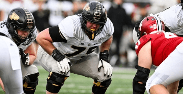 Spencer Holstege is a solid run blocker who shows good agility. He recently transferred to UCLA from Purdue. Senior Hula Bowl scout Mike Bey breaks down Holstege as an NFL Prospect in his report.