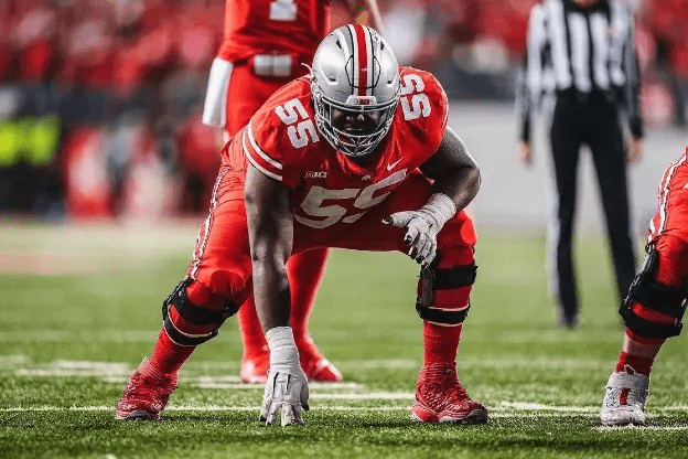 Matthew Jones displays good initial quickness and above-average aggression on the Ohio State offensive line. Hula Bowl scout Matthew Swanson breaks down Jones as an NFL Prospect in his report.