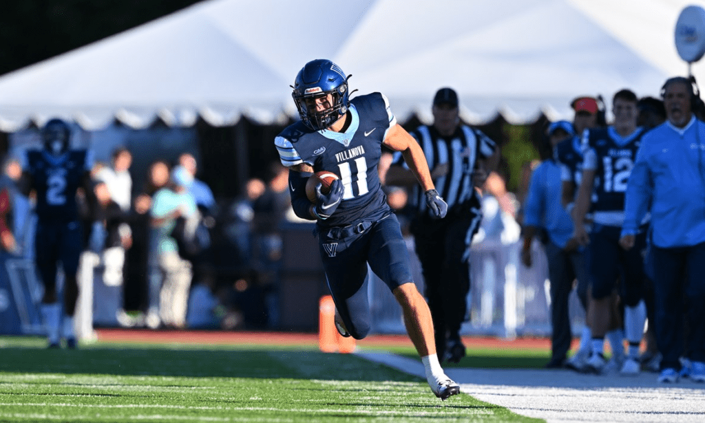 Jaaron Hayek is a reliable receiver in the Villanova Wildcat offense. He's a crisp route runner who displays solid body control. Hula Bowl scout Jake Kernen breaks down Hayek as an NFL Prospect in his report.