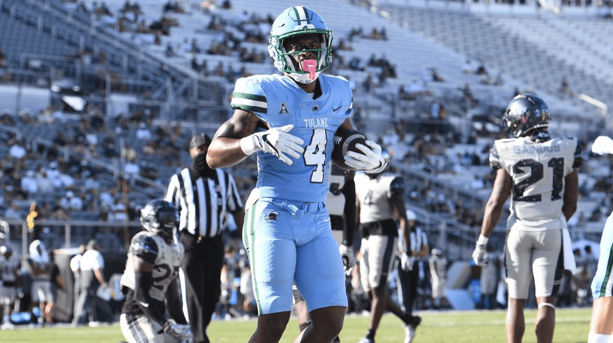 Jha’Quan Jackson is the star slot receiver and specialist for Tulane University. He displays good quickness and route running. Hula Bowl scout Justyce Gordon breaks down Jackson as an NFL Prospect in his report.