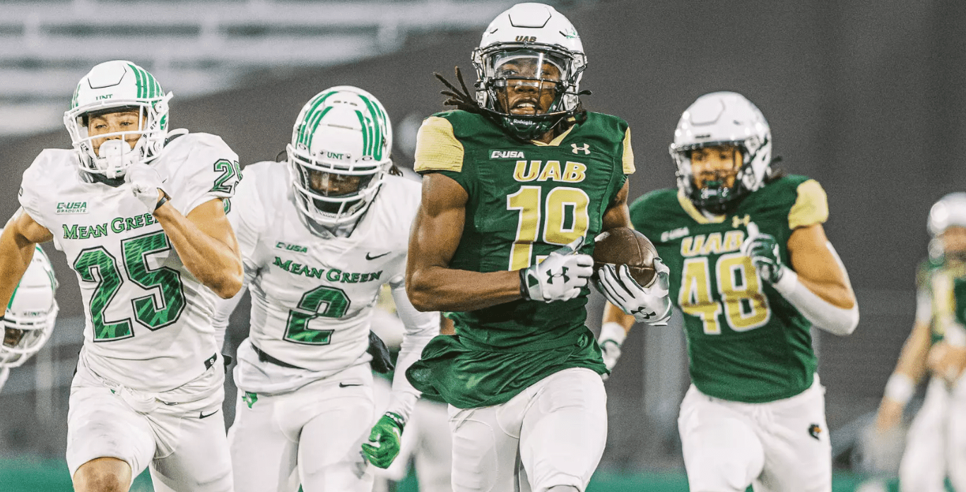 Tejhaun Palmer is the favorite target in UAB's offense with big, strong size and consistent hands as a receiver. Hula Bowl scout Brinson Bagley breaks down Palmer as an NFL Prospect in his report.