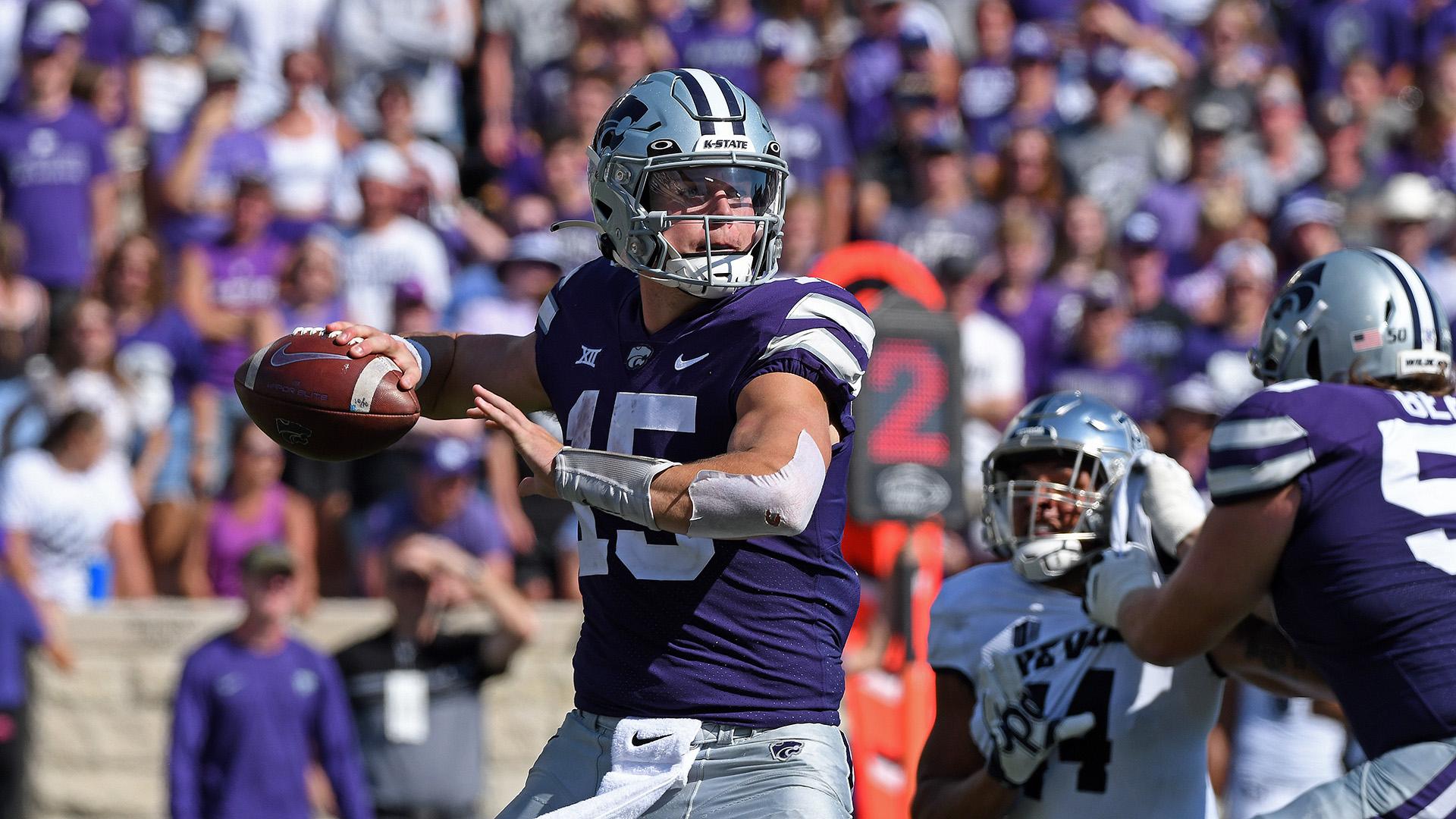 Will Howard is the field general at QB for Kansas State. He exhibits solid accuracy and good poise. Senior Hula Bowl scout Mike Bey breaks down Howard as an NFL Prospect in his report.