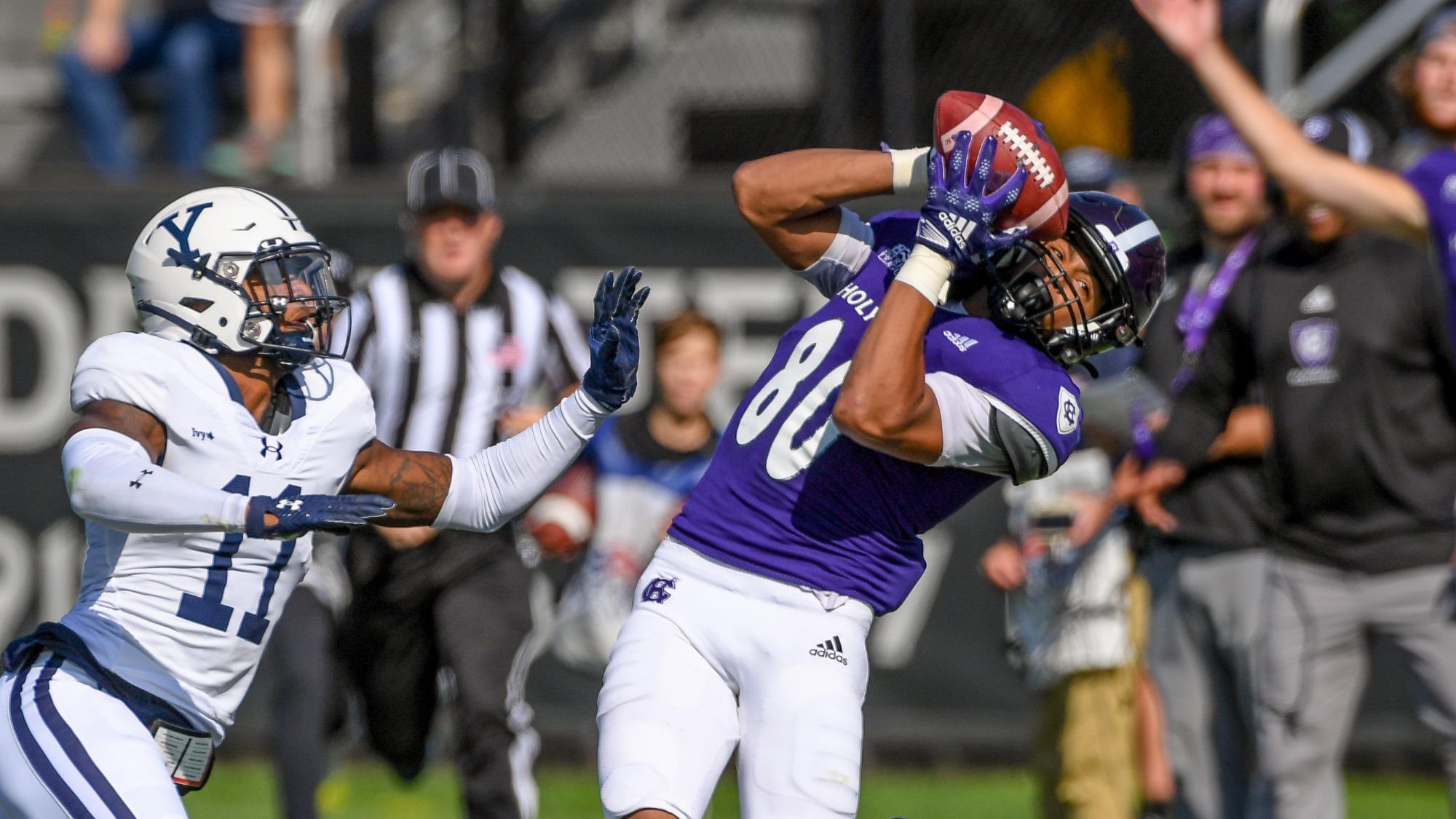 Jalen Coker has been a very prolific receiver for Holy Cross, exhibiting good route running ability and above-average hands.  Hula Bowl scout Brinson Bagley breaks down Coker as an NFL Prospect in his report.