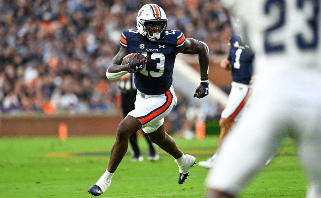 Rivaldo Fairweather is a good competitor at tight-end who transferred to Auburn this season from Florida International. He displays solid hands and above-average body control. Senior Hula Bowl scout Mike Bey breaks down Fairweather as an NFL Prospect in his report.