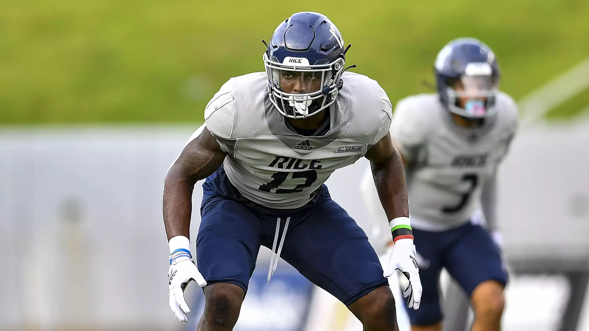 Josh Pearcy is a relentless edge rusher at Rice University with excellent lateral quickness. Hula Bowl scout Ian McNice breaks down Pearcy as an NFL Prospect in his report.
