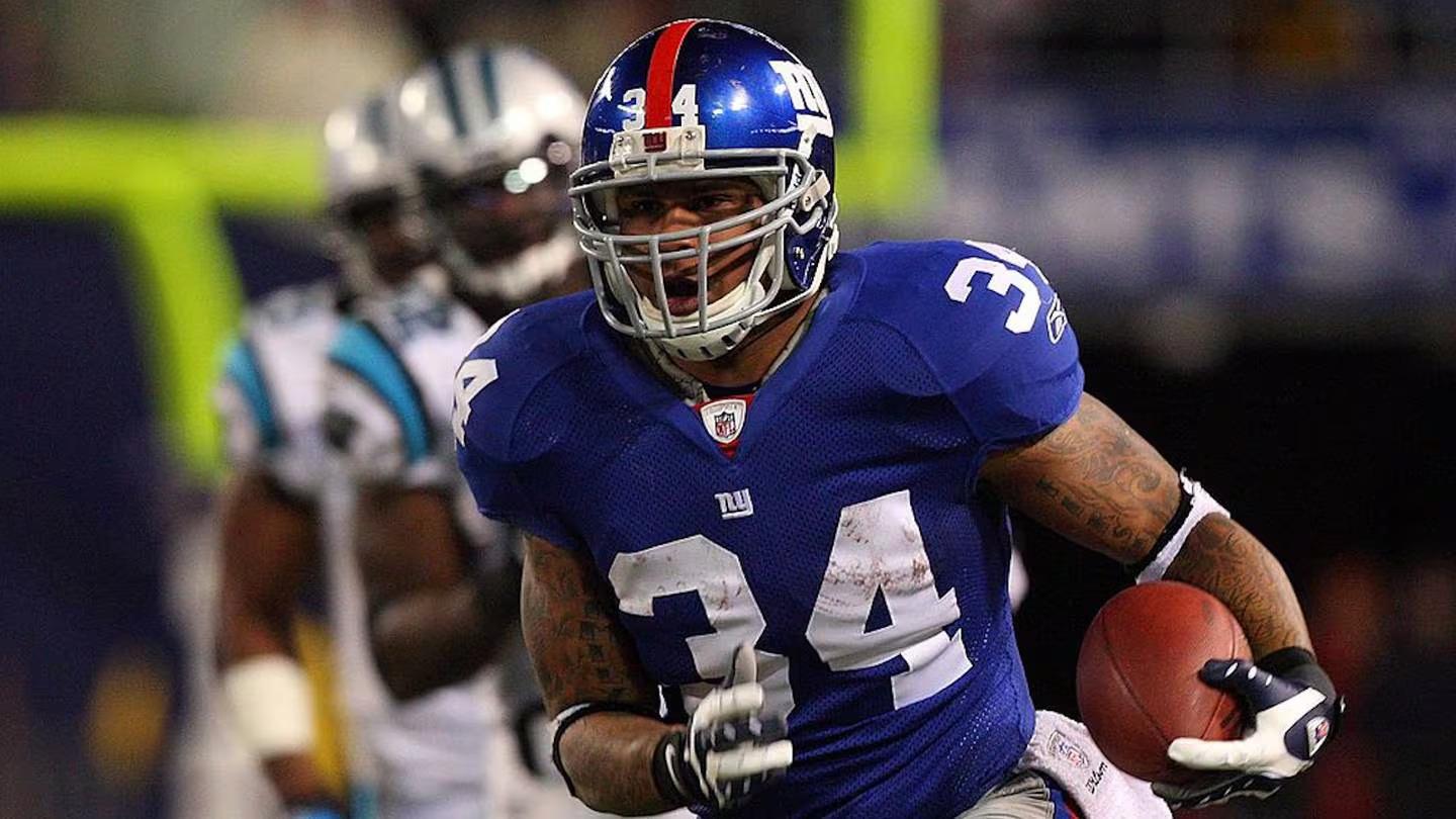 Former NFL running back Derrick Ward arrested for robbing multiple businesses