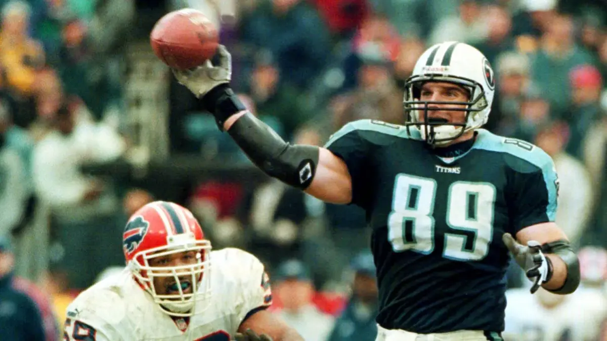 Music City Miracle Hero Frank Wycheck dies after an accident at his home