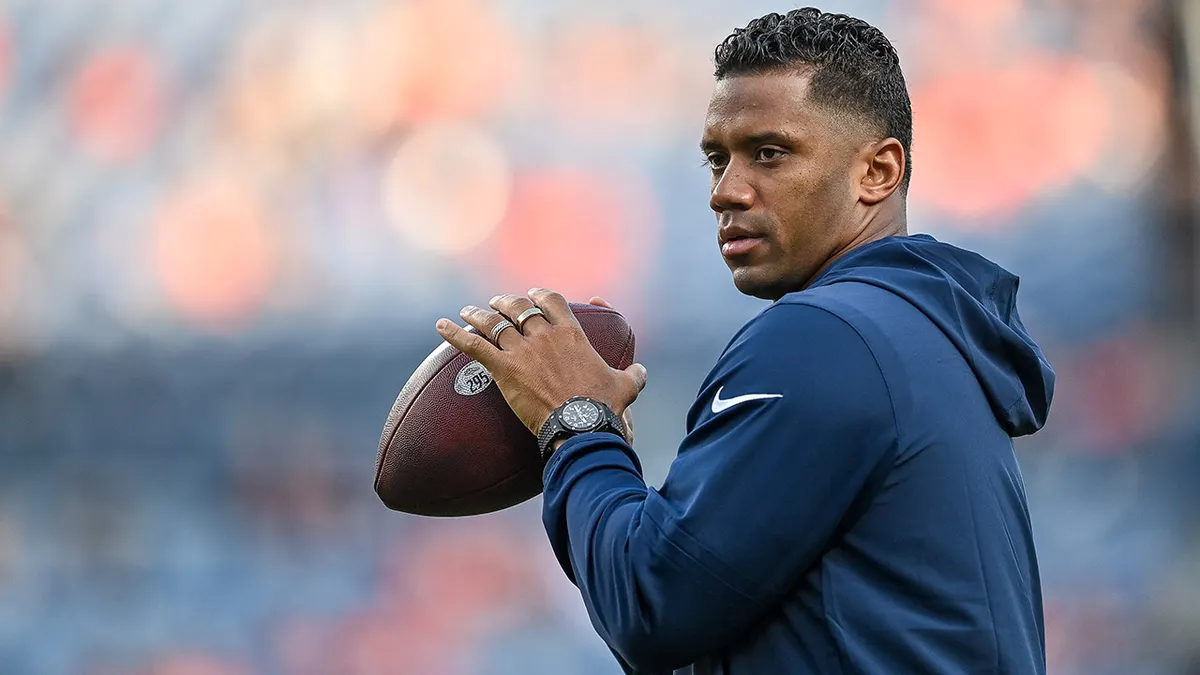 Steelers are expected to meet with veteran quarterback Russell Wilson