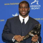 NCAA reinstates Reggie Bush's Heisman Trophy!