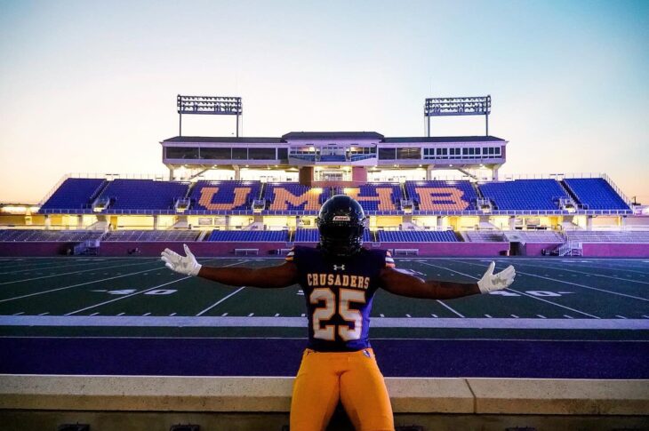 Demetrius Hill, LB, University of Mary-Hardin Baylor