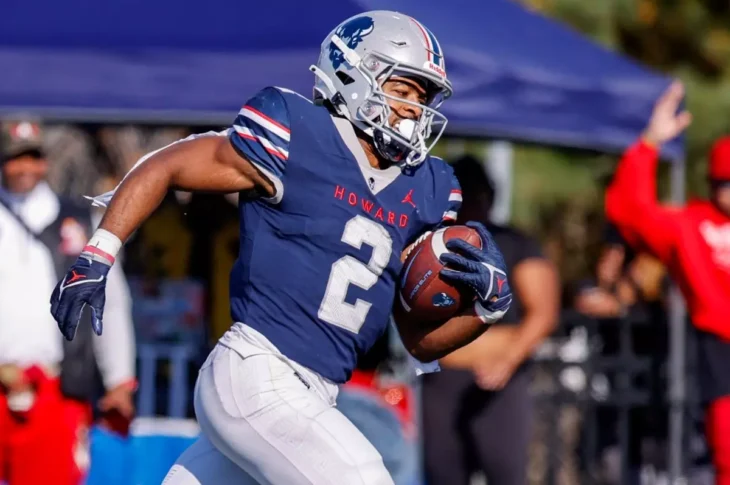 Learn about the top prospect Jarett Hunter in the 2025 NFL Draft. Discover his versatility, blocking skills, and on-field success.