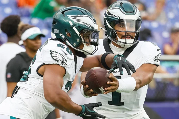 Jalen Hurts Makes NFL History as Eagles Dominate Giants Behind Saquon Barkley's Big Day